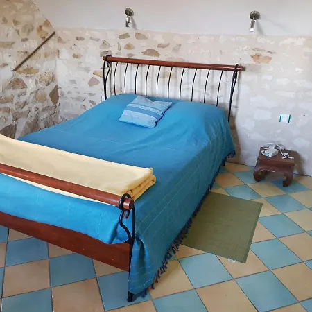 Chambres D'hotes La Haute Cormerie 3*